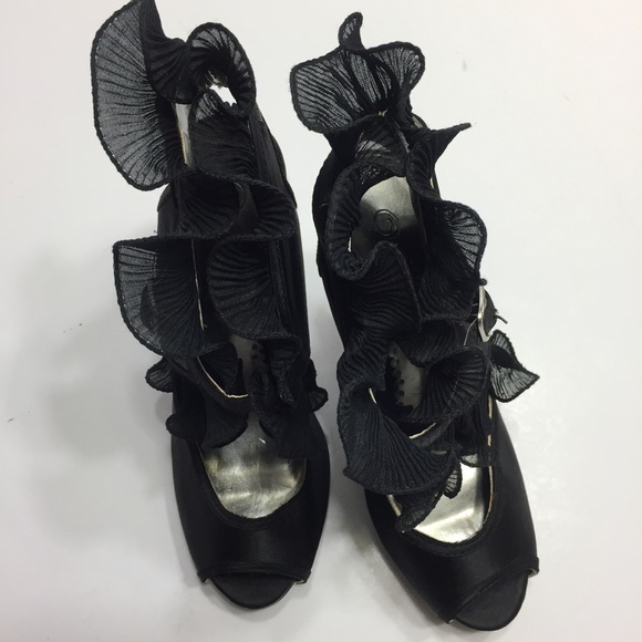 WILD ROSE Heels Stiletto Shoe 7 Black Ruffle Urban - Picture 7 of 8